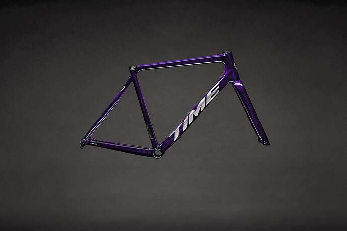 NXR_Frameset_N04TransPurple