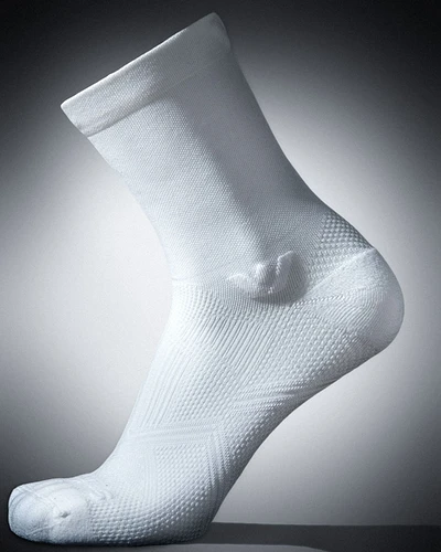 Aspire-Mono-Knit-Hero-3-White